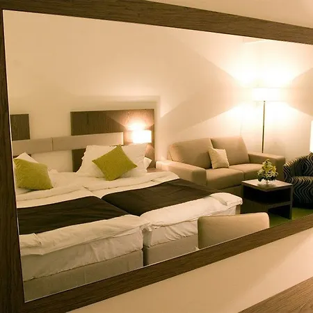 Park 4* Makarska