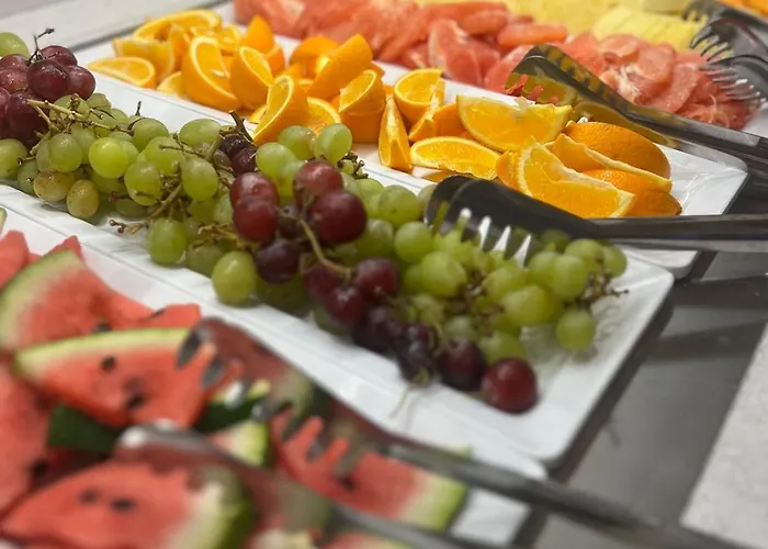 Park מלון מאקרסקה