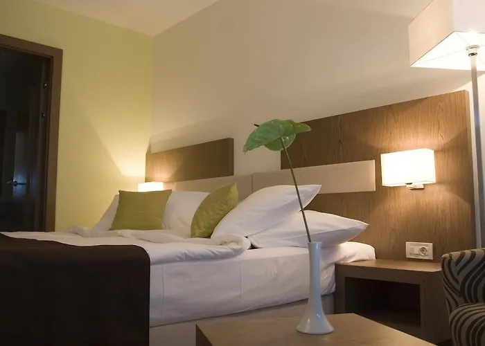 Park 4* מאקרסקה